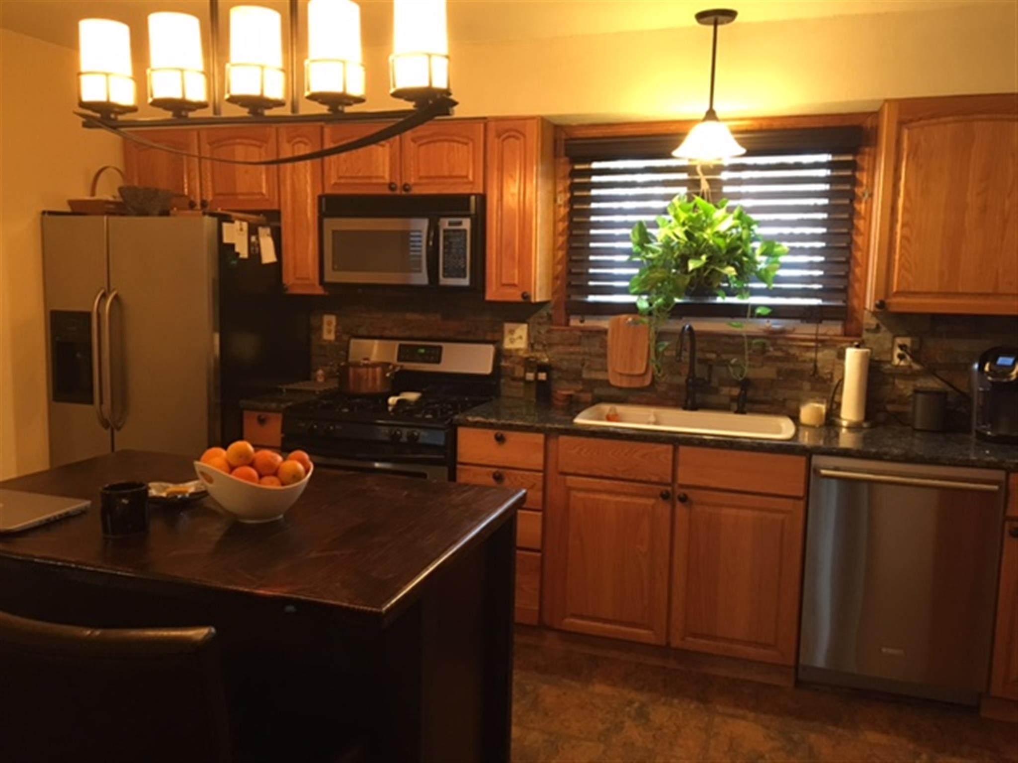 10 Winchester Ct, Medford