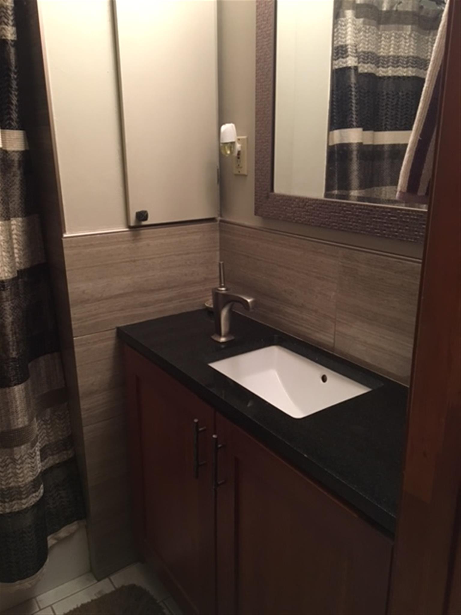 10 Winchester Ct, Medford