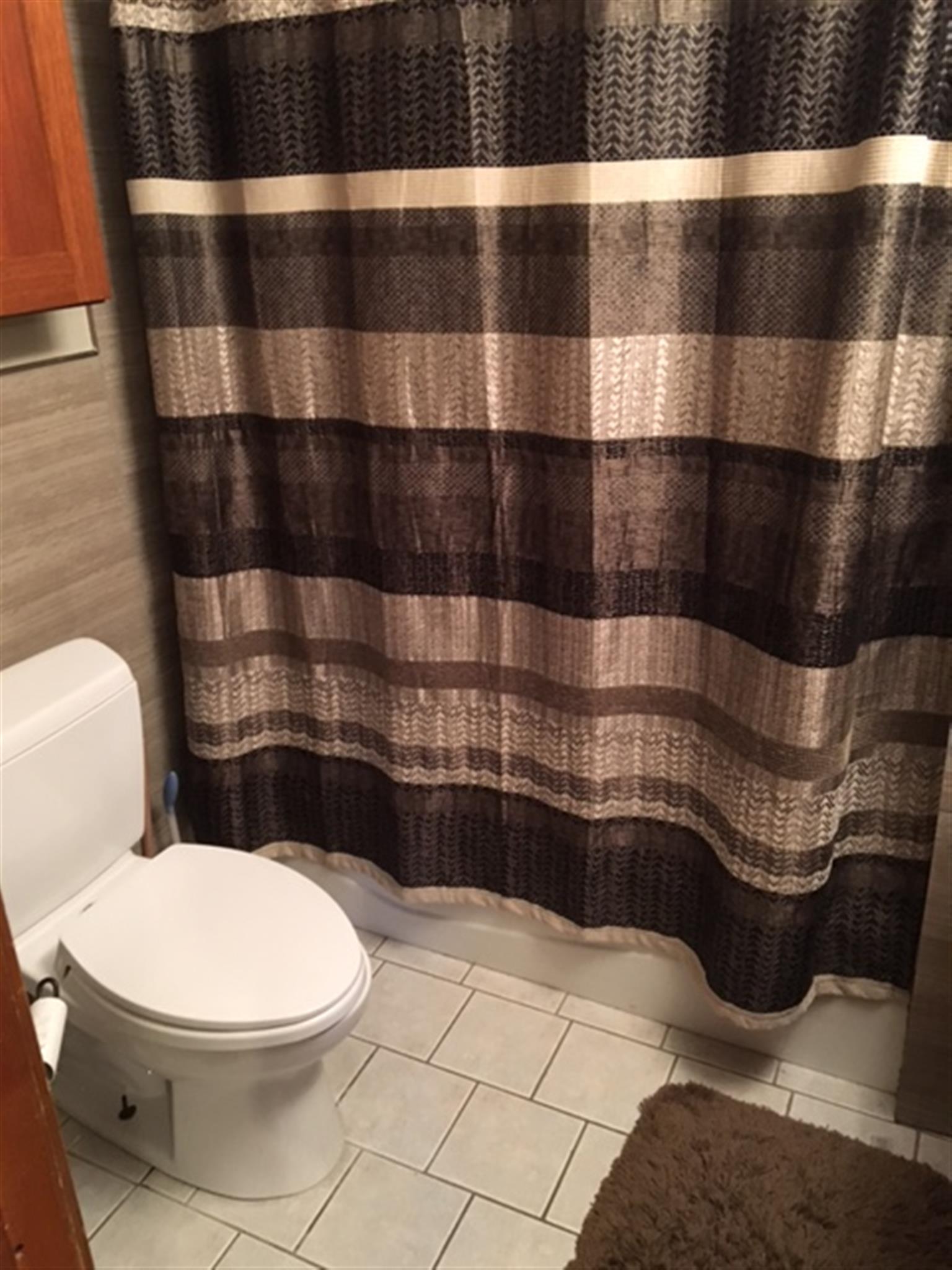 10 Winchester Ct, Medford