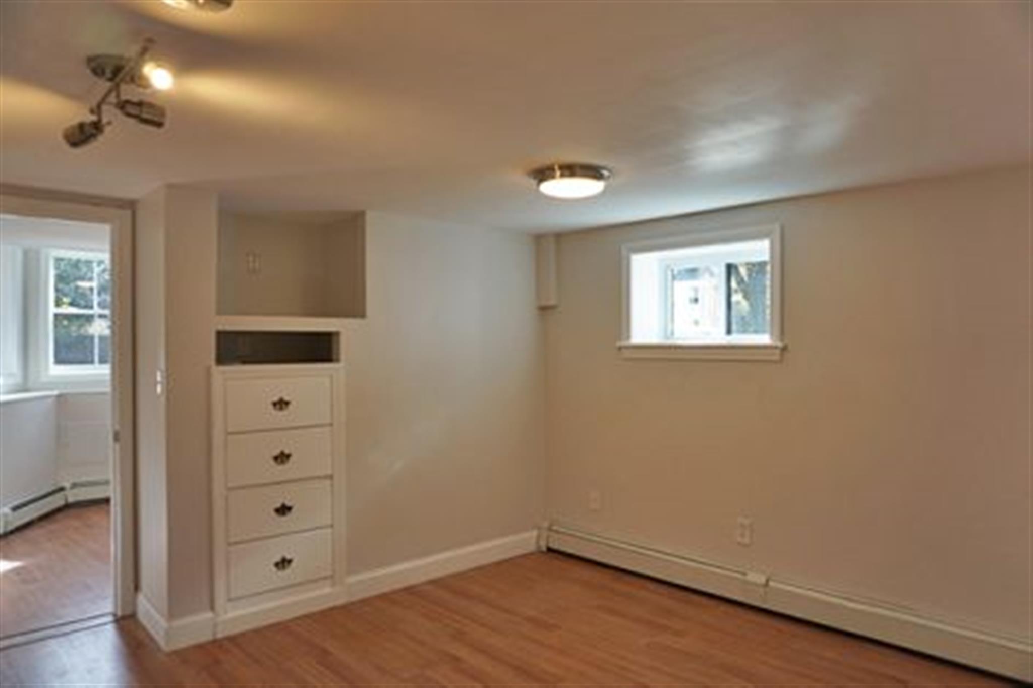 192 Central St, Winter Hill