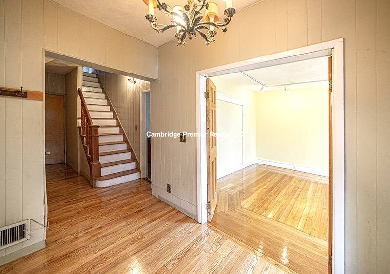 21 Lovell St, Teele Square