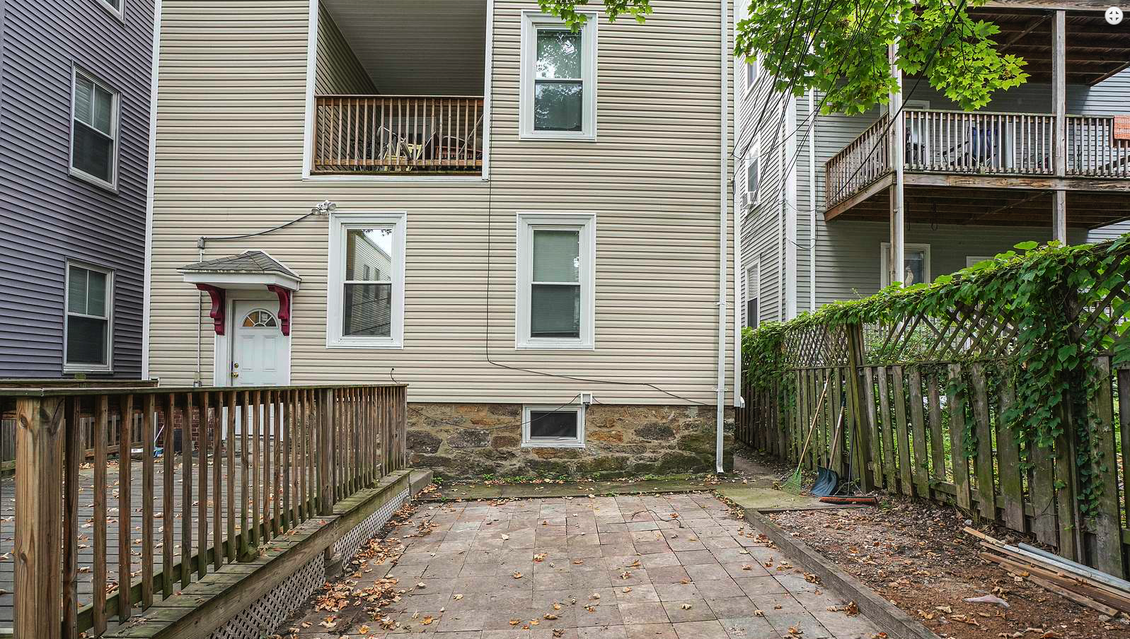 13 Sachem, Mission Hill