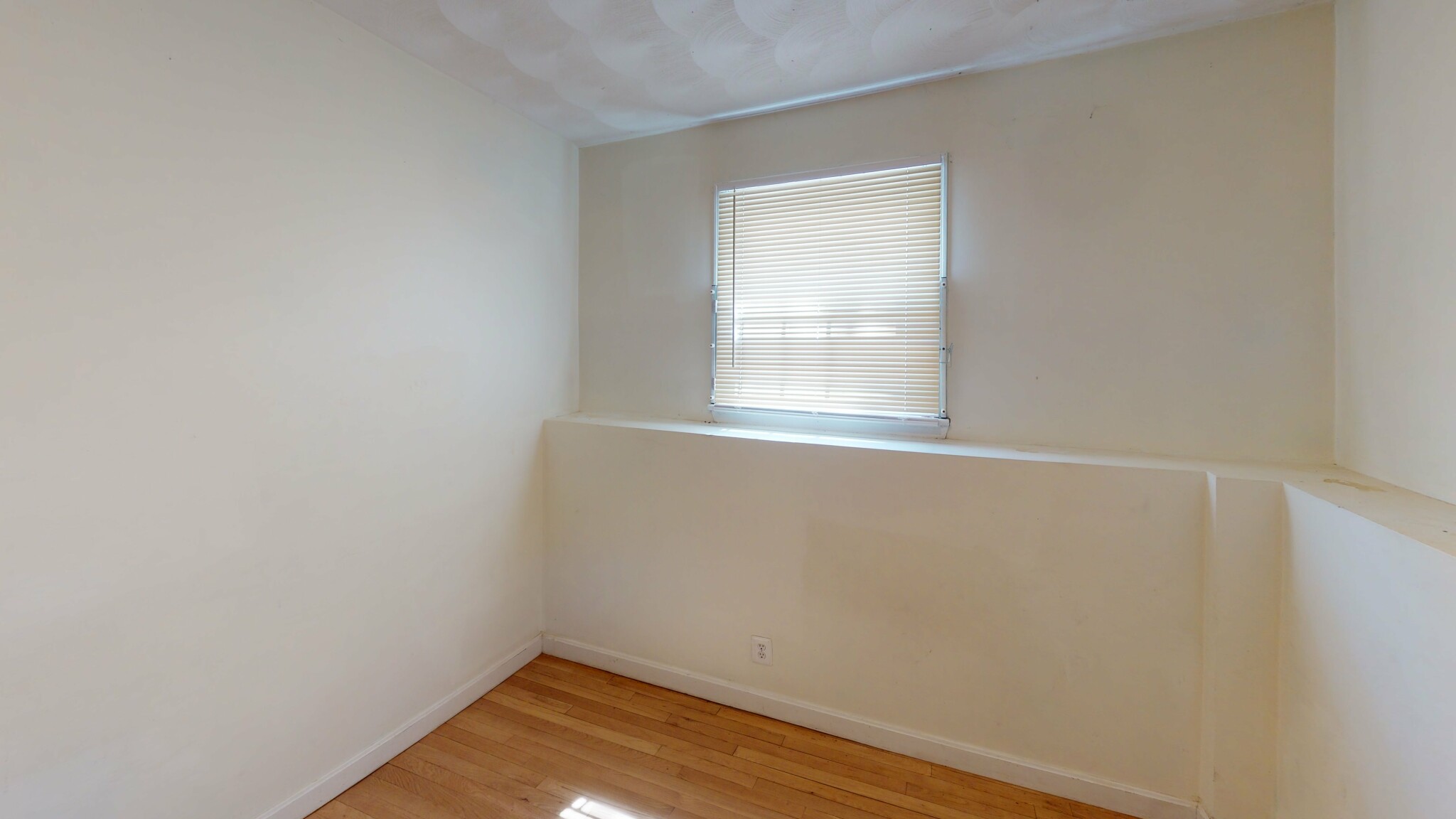 24 Chester St, Allston