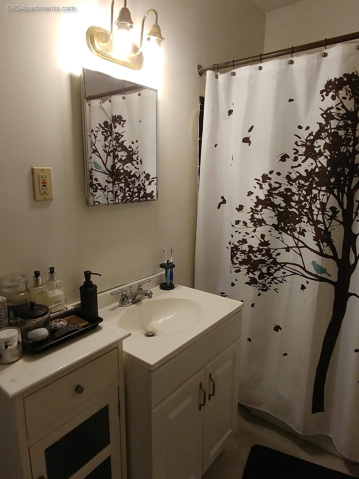 27 Meacham Rd, North Cambridge