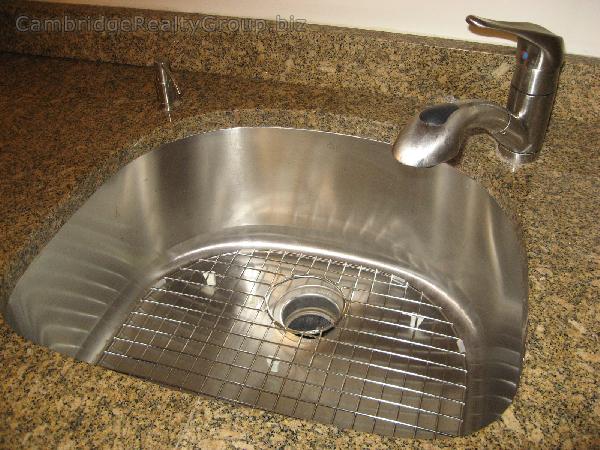 345 Franklin St, Central Square