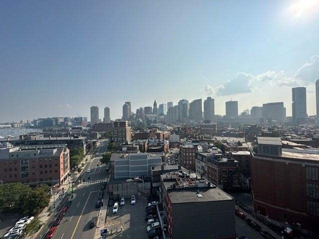 300 Commercial St, North End