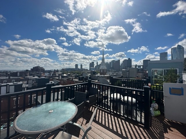 57 Charter St, North End