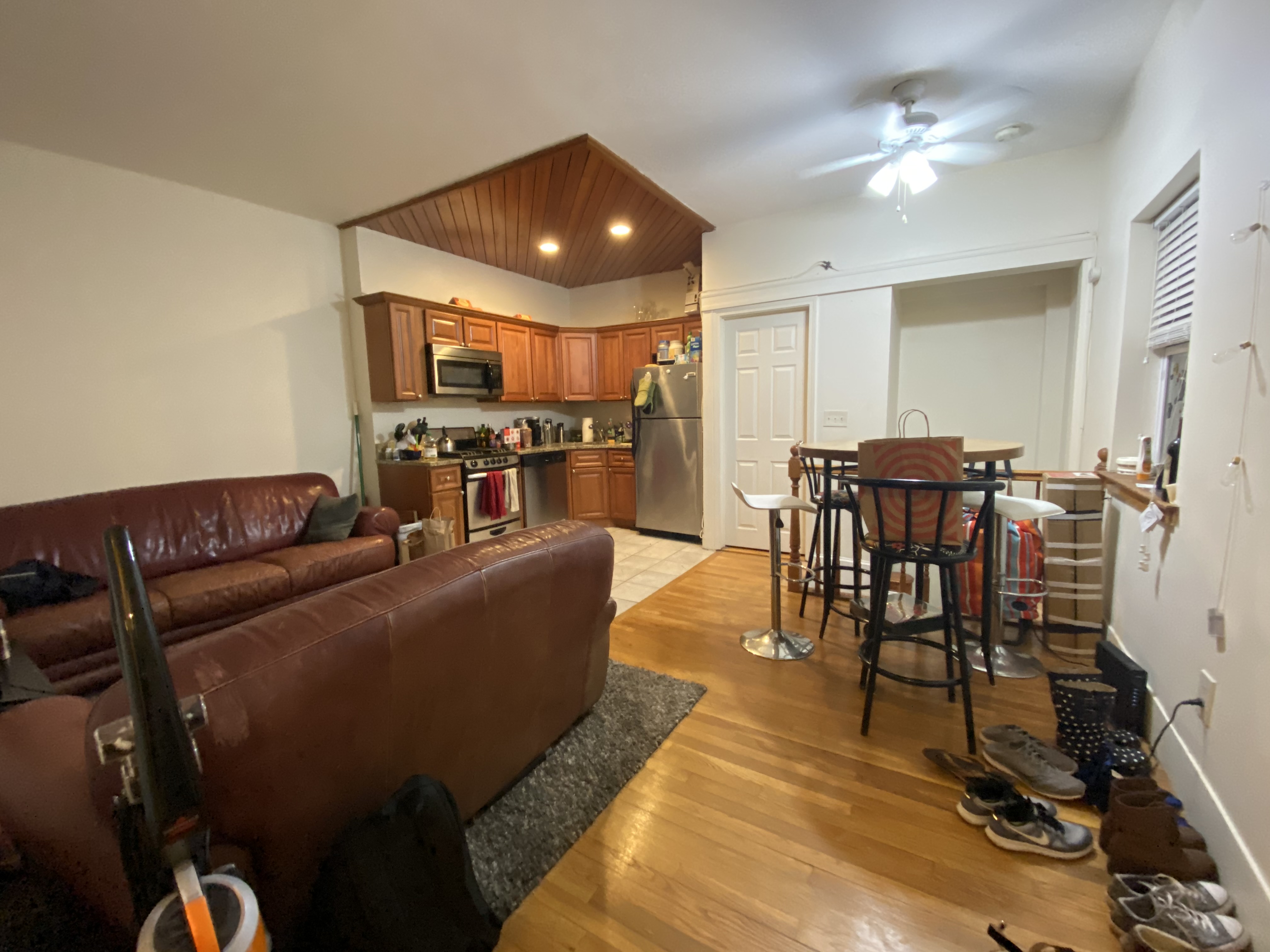 210 Hemenway St, Fenway