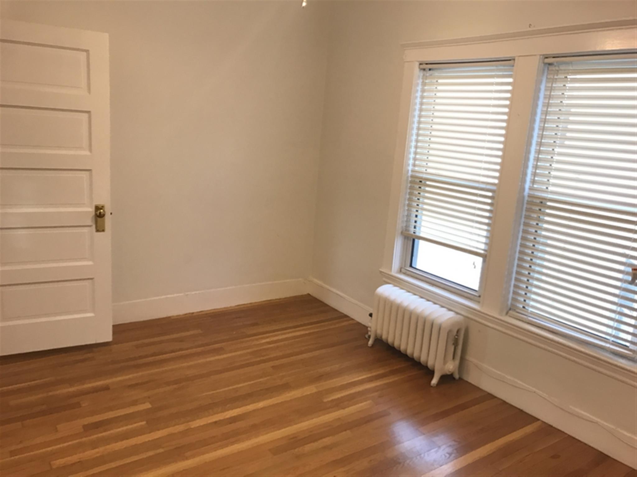 83 Adams St, Medford