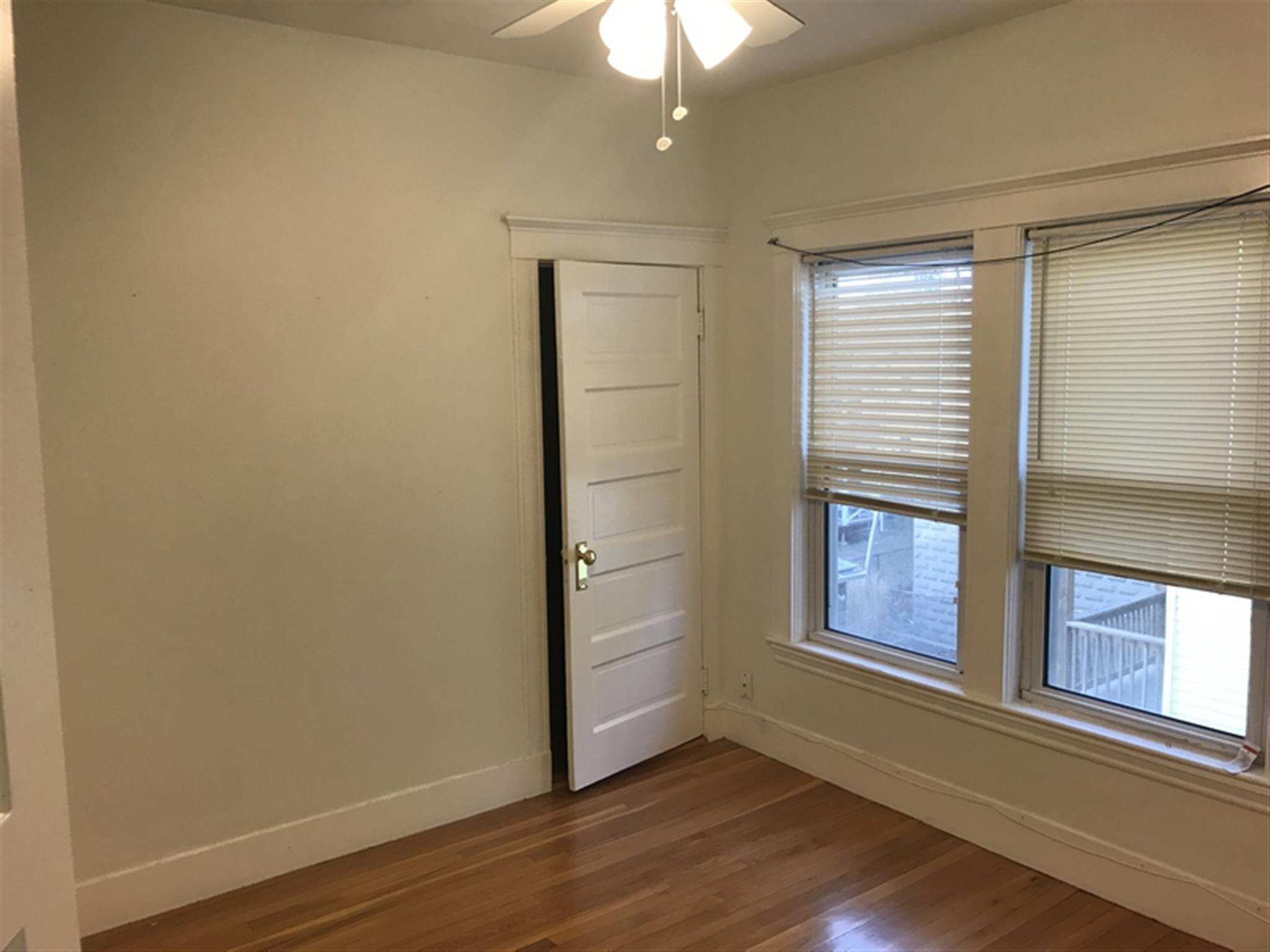 83 Adams St, Medford