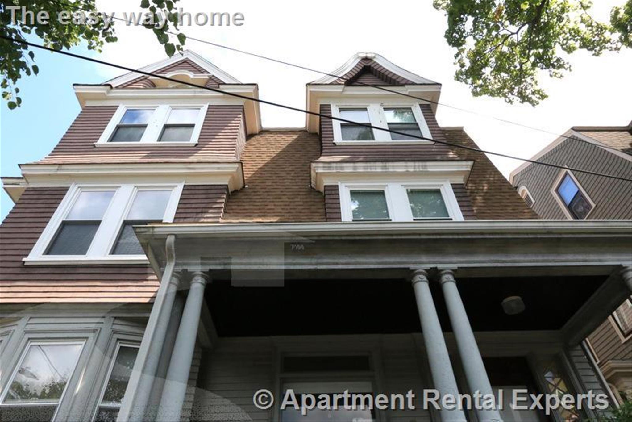 32 Dana St, Central Square