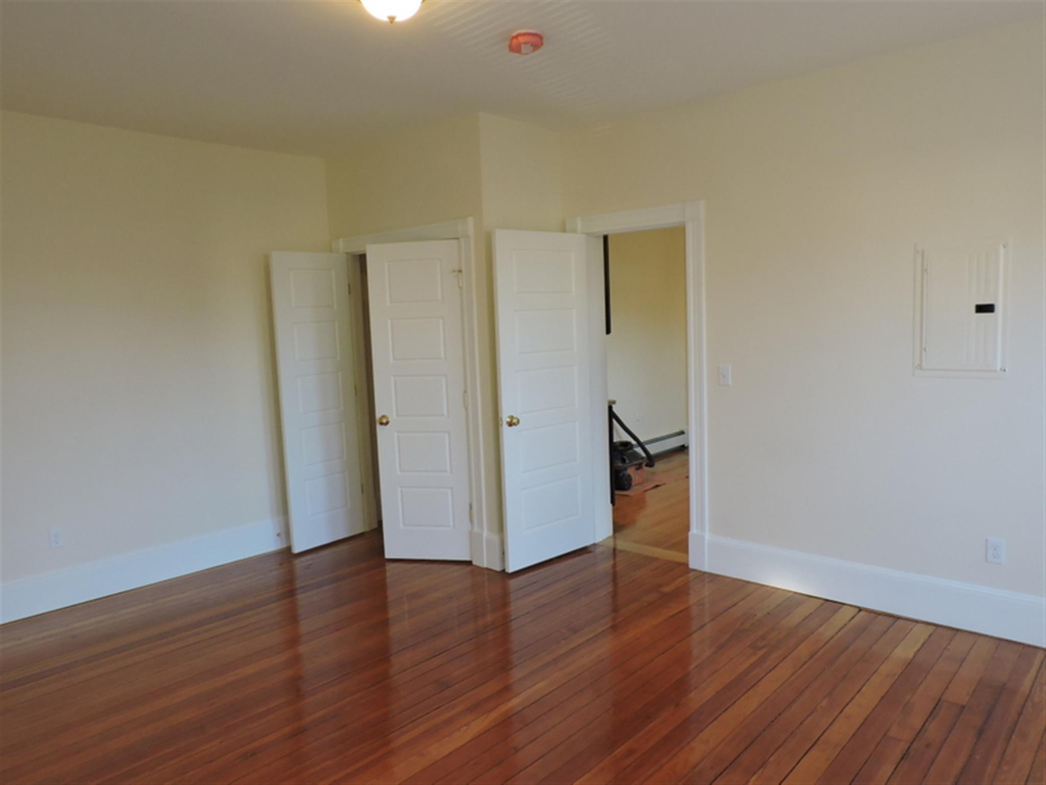 32 Dana St, Central Square