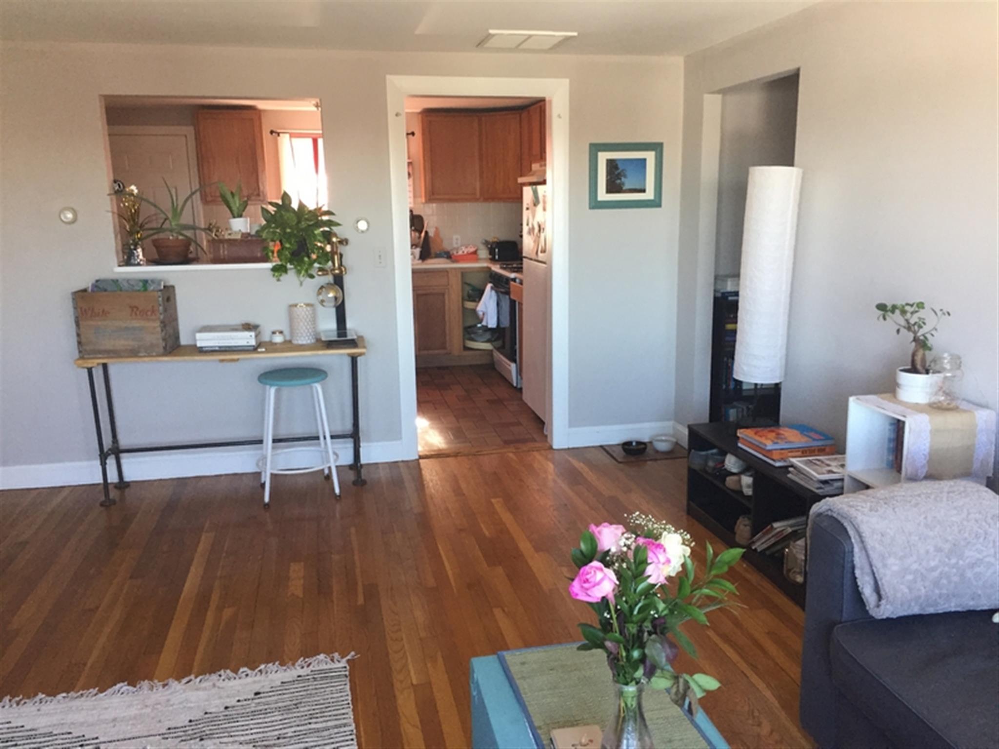 98 Moreland St, Magoun Square