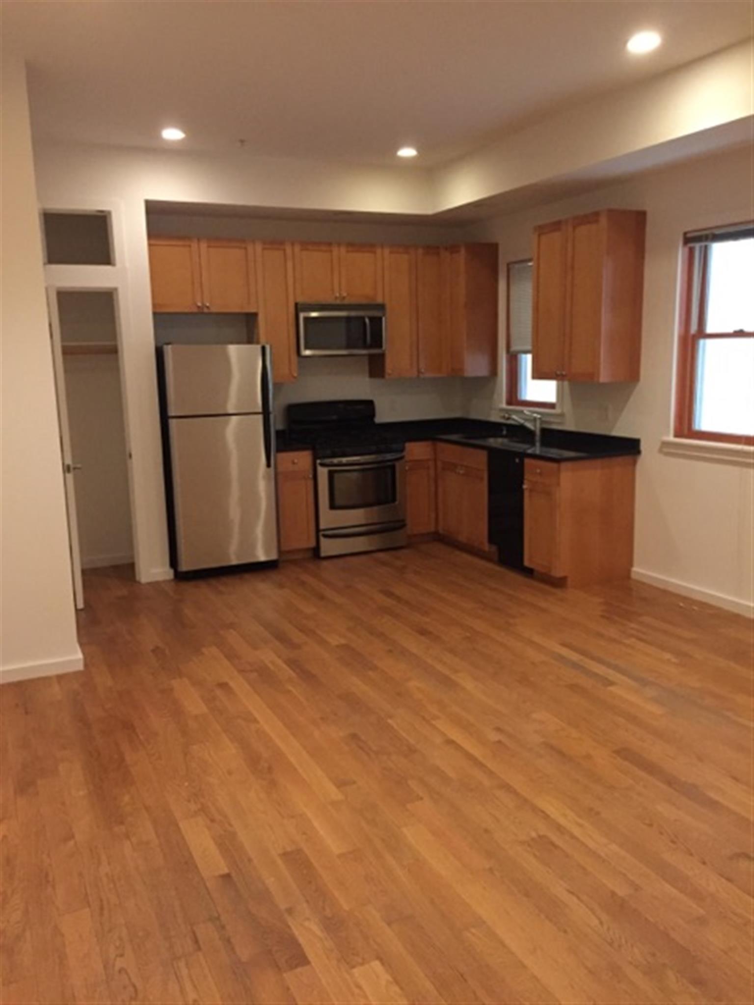 2 Beech St, Porter Square