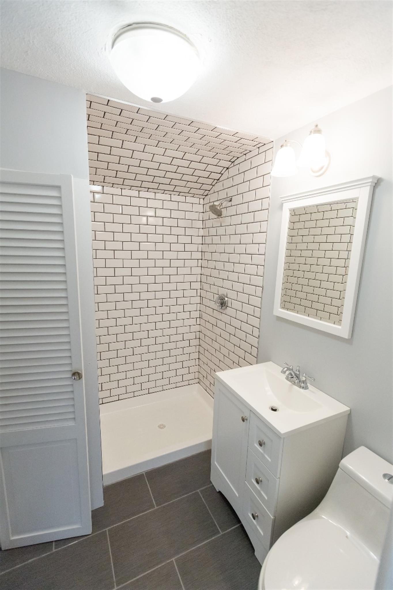 33 Bromfield Rd, Davis Square