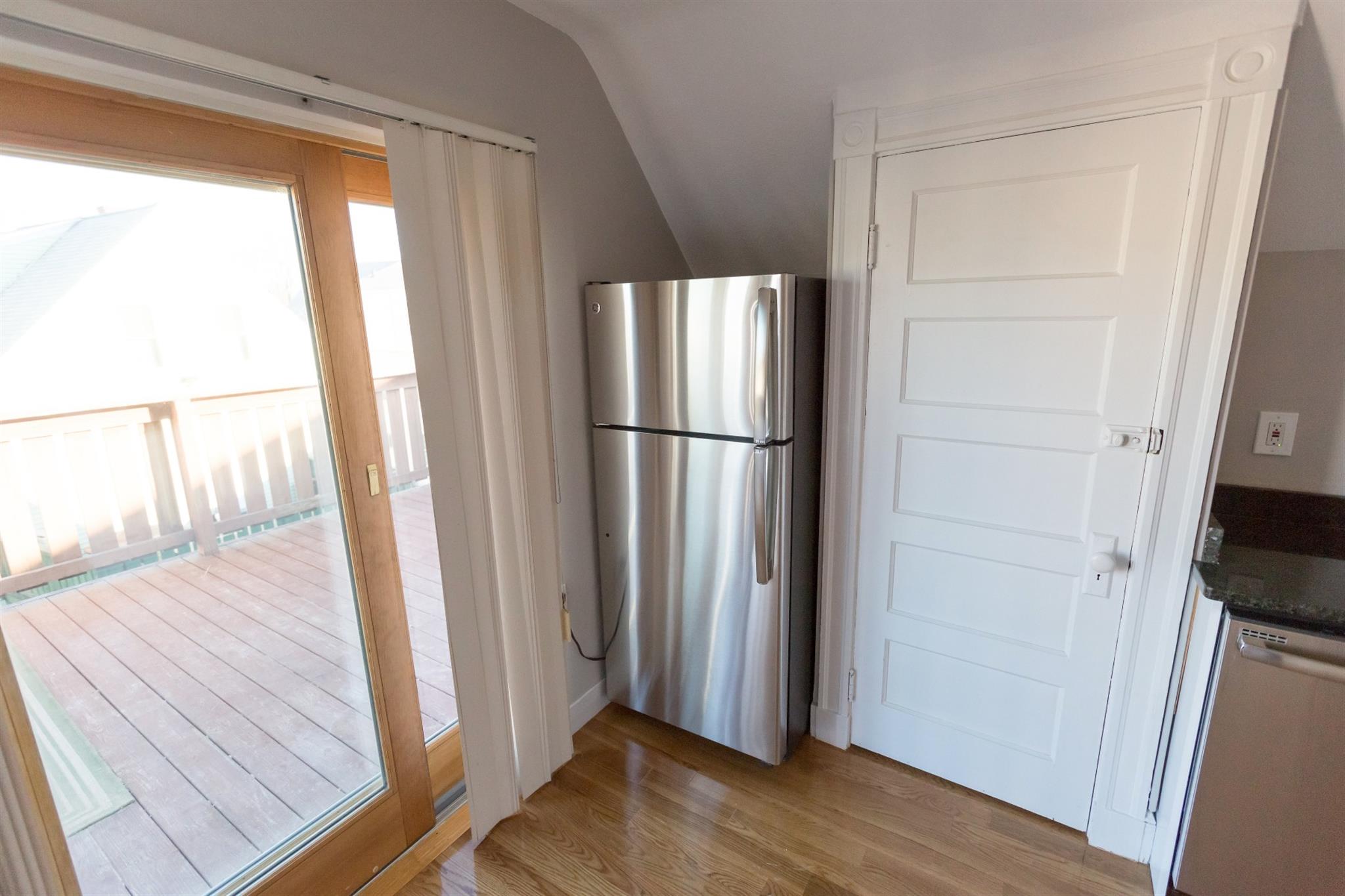 33 Bromfield Rd, Davis Square