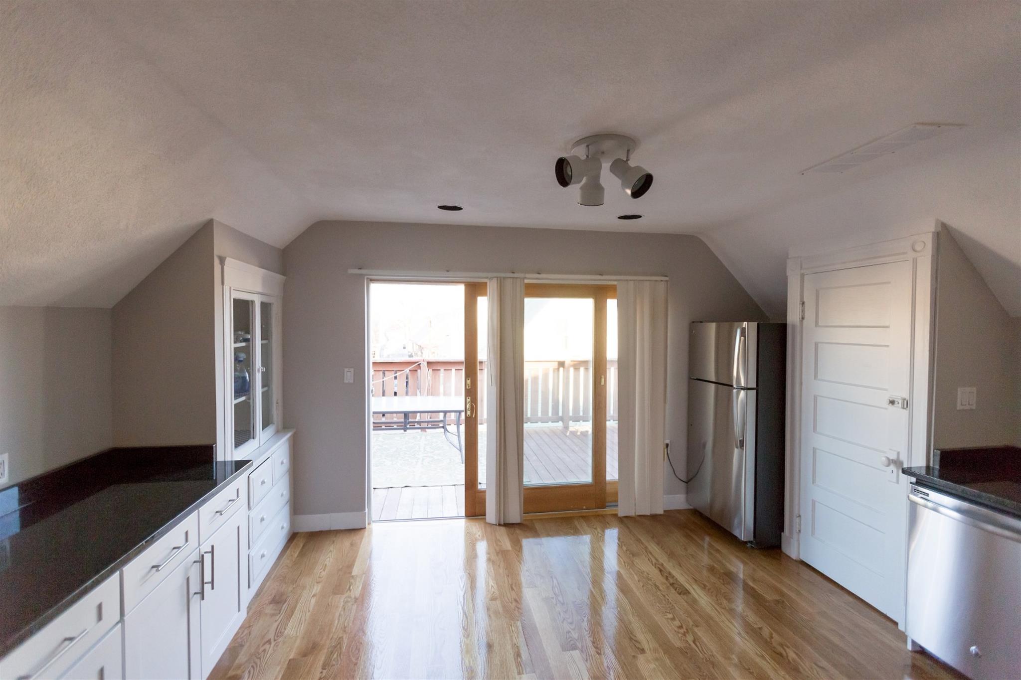 33 Bromfield Rd, Davis Square