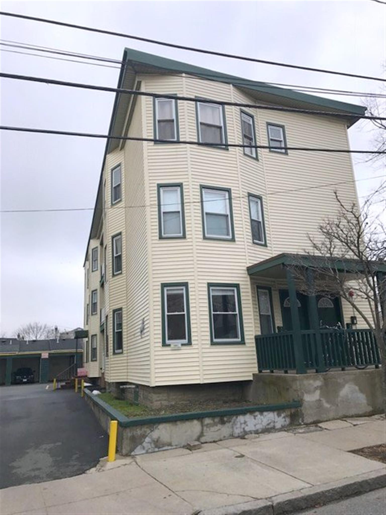 107 Perkins St, East Somerville