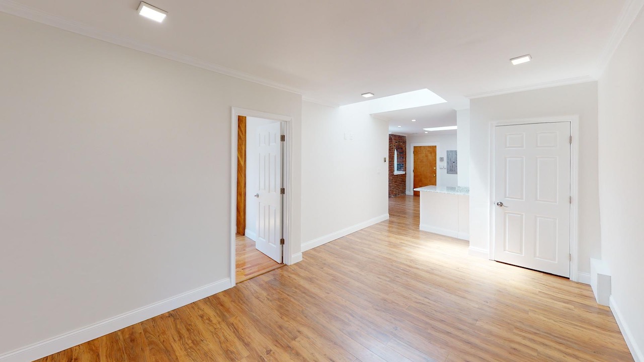 216 Hanover St, North End