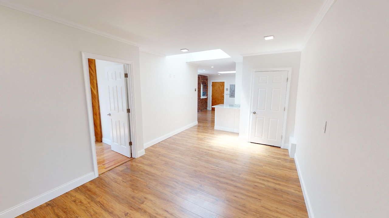 216 Hanover St, North End