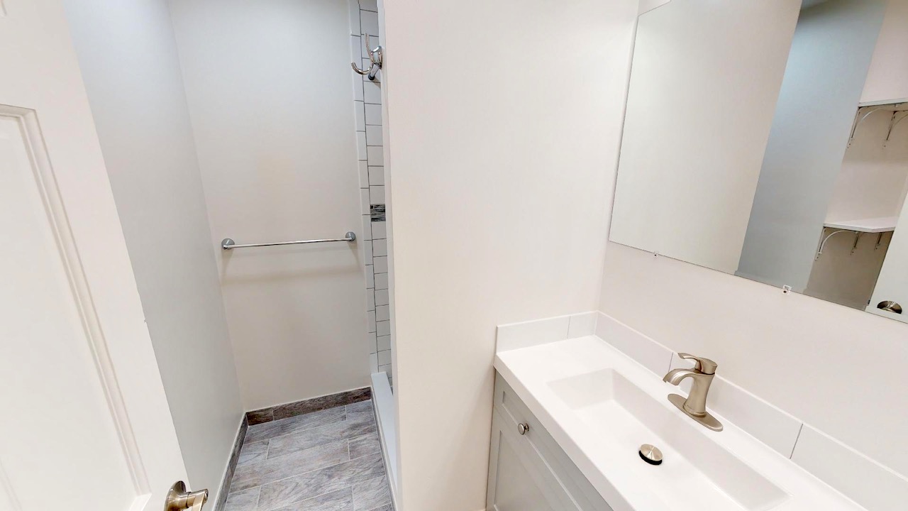 216 Hanover St, North End