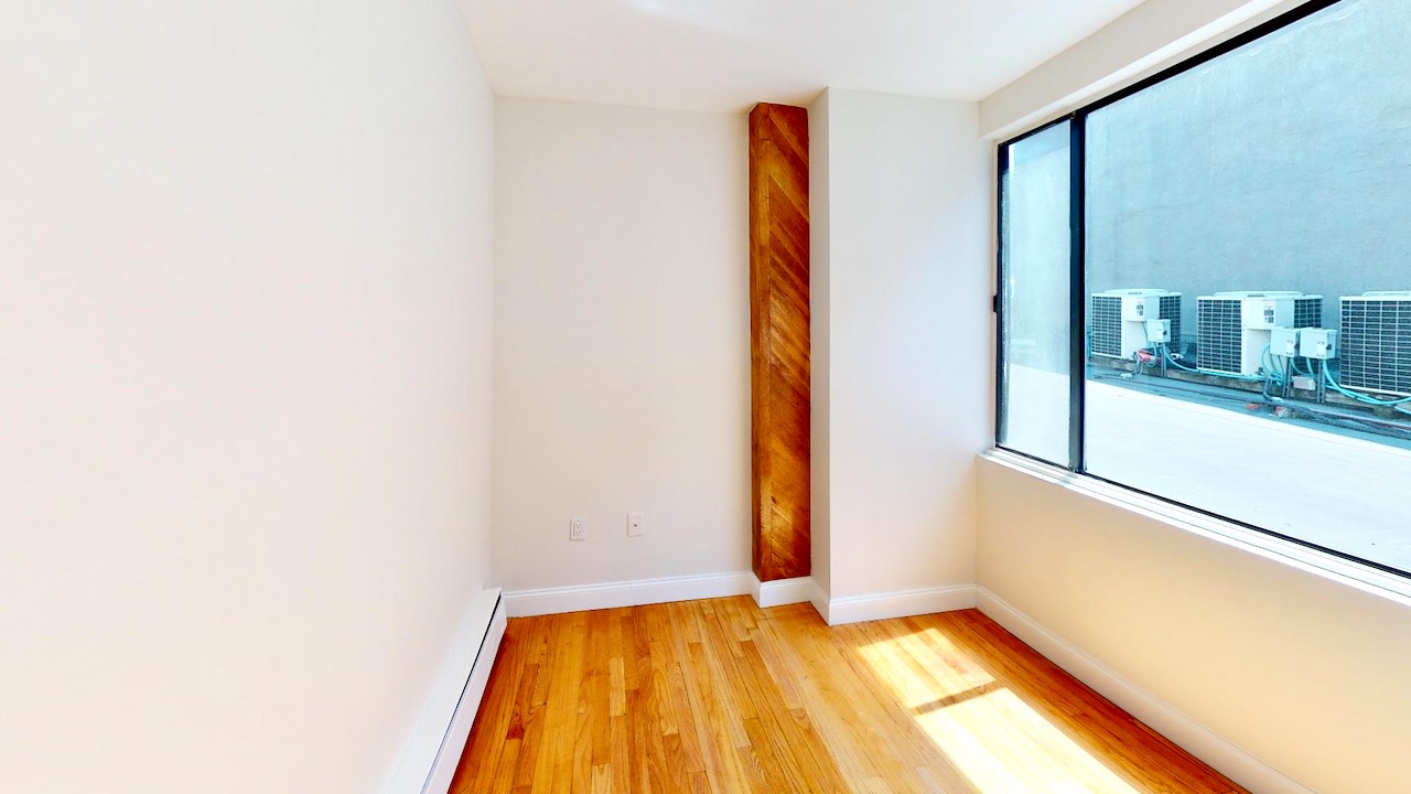 216 Hanover St, North End