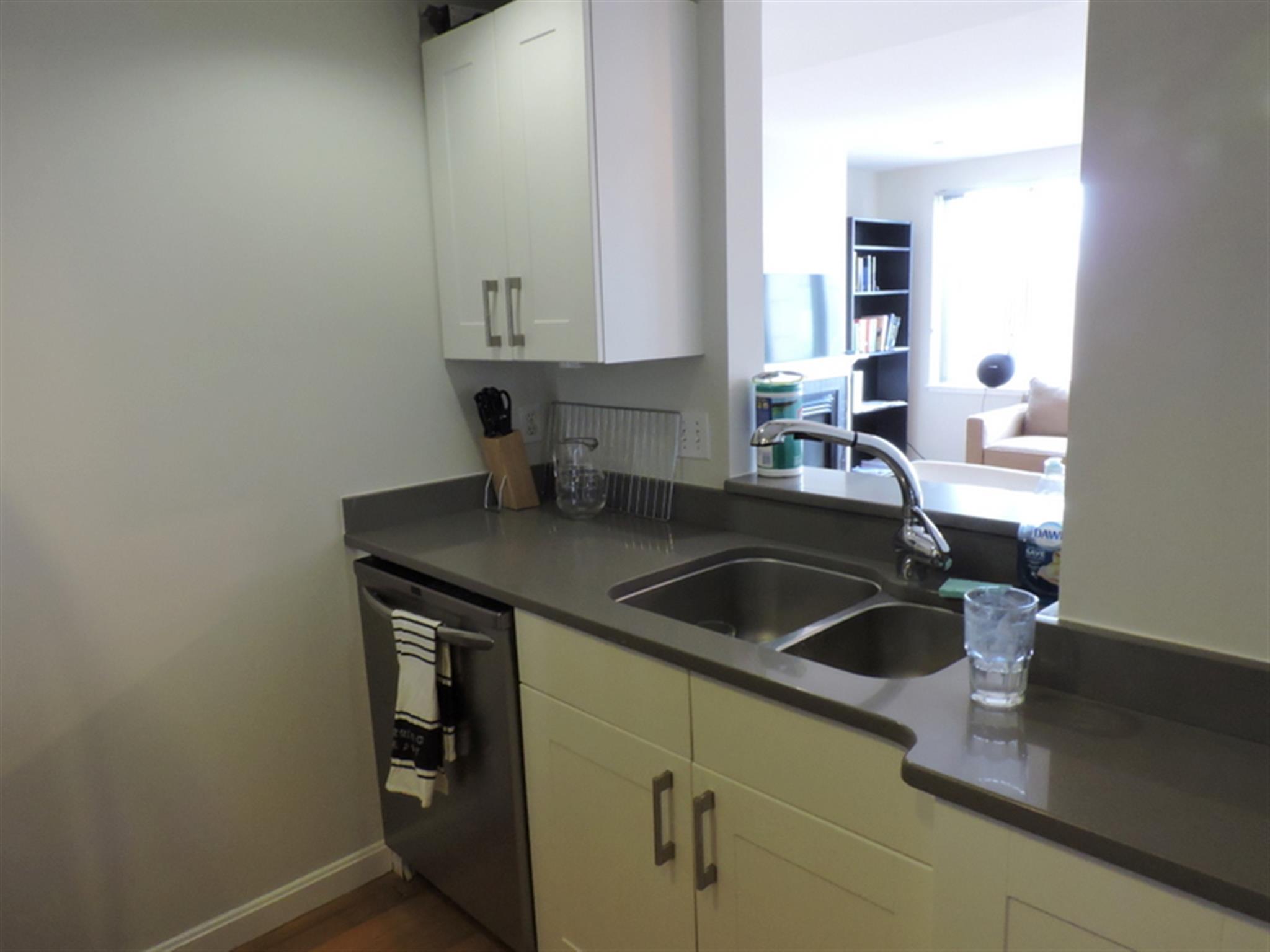 1008 Massachusetts Ave, Harvard Square