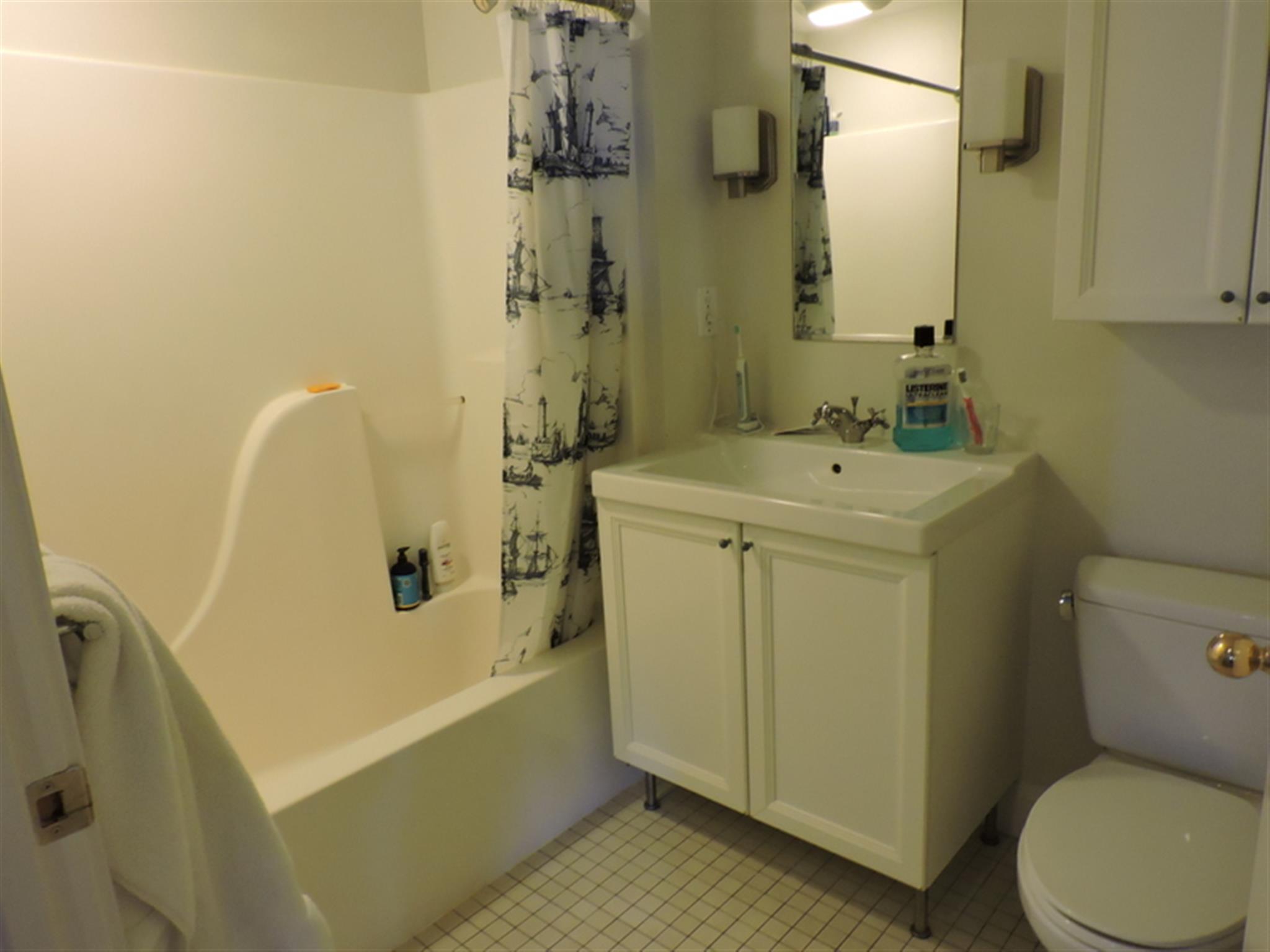 1008 Massachusetts Ave, Harvard Square