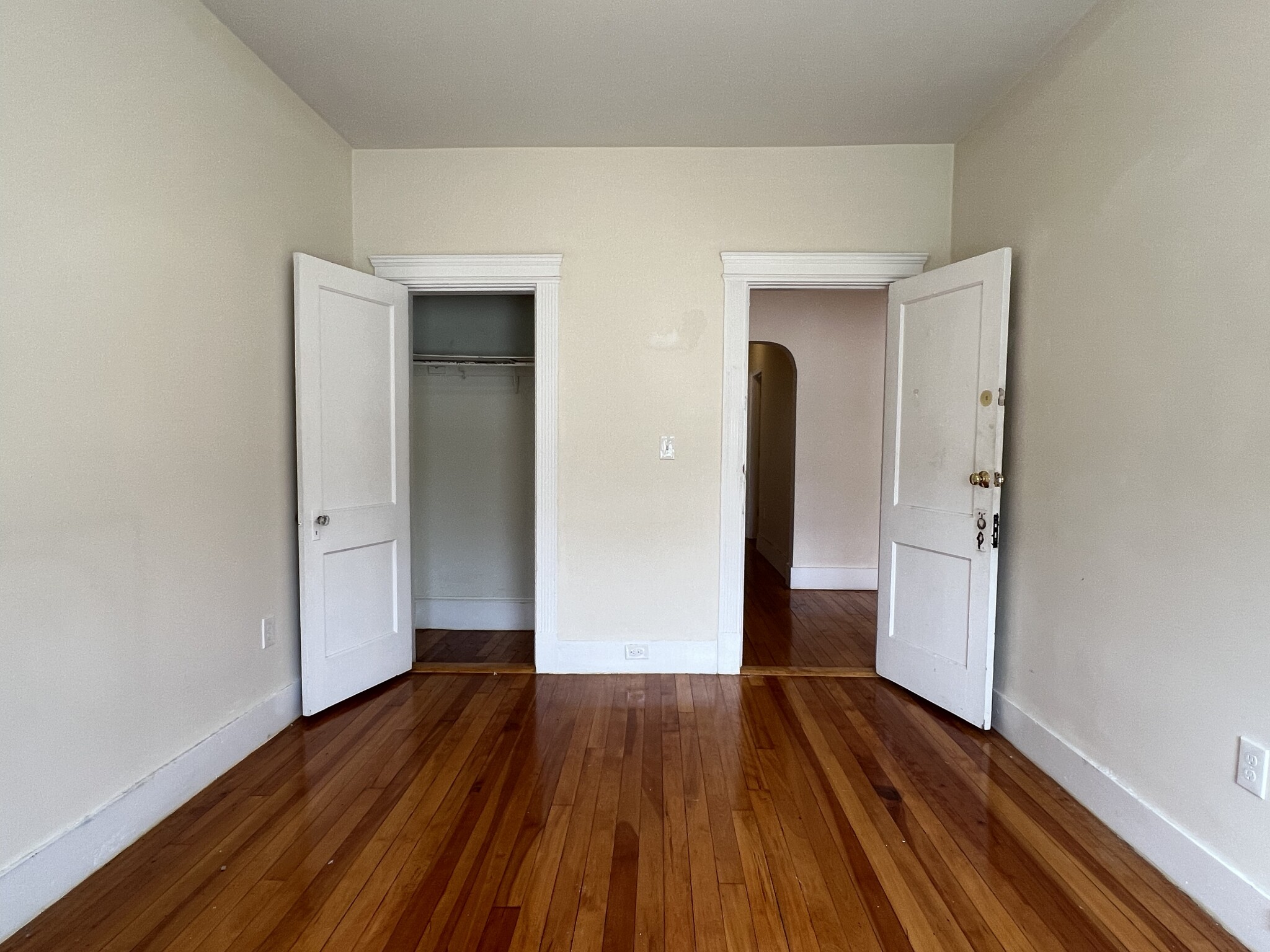 215 Harvard Ave, Brighton