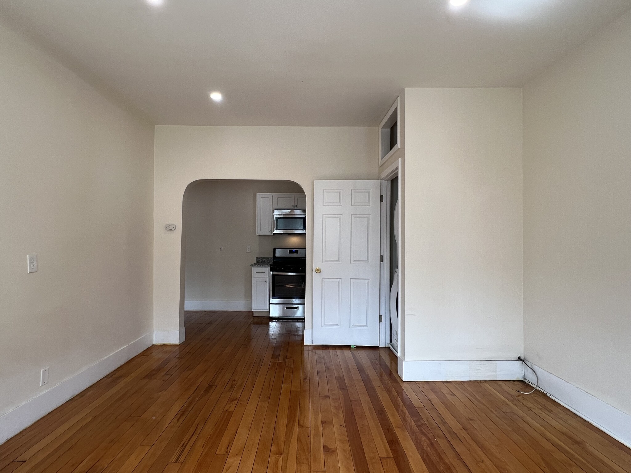 215 Harvard Ave, Brighton