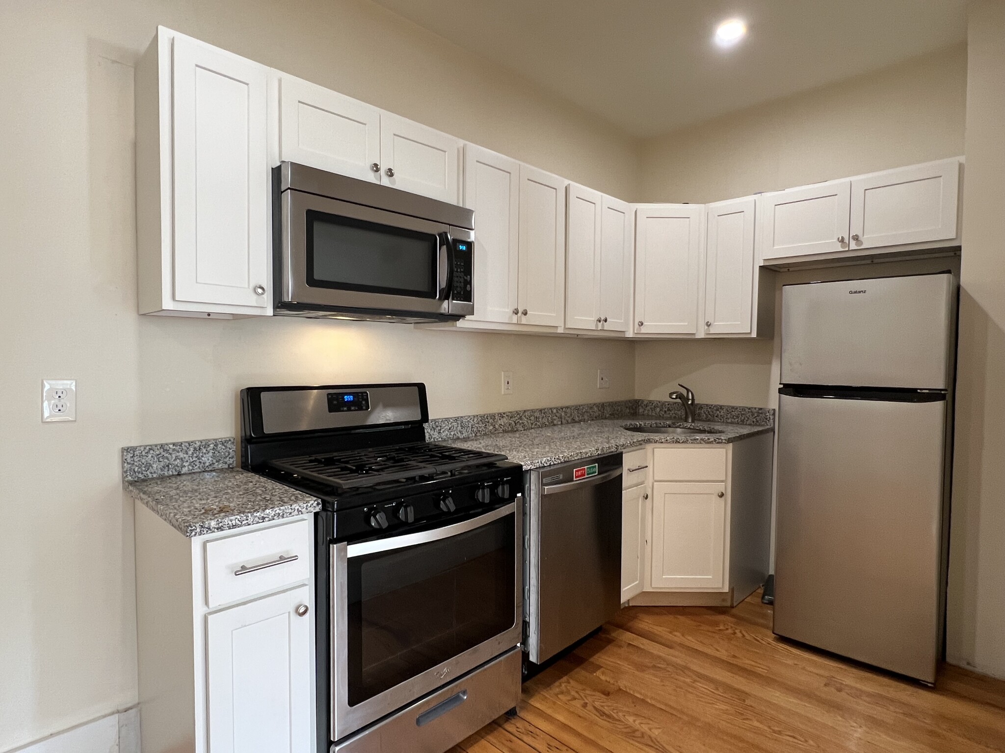 215 Harvard Ave, Brighton