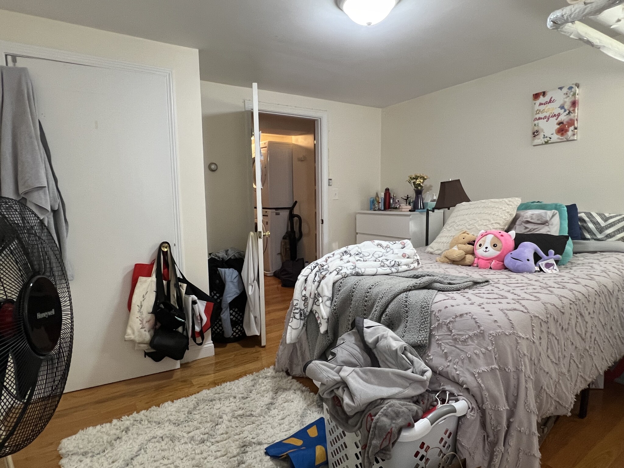 215 Harvard Ave, Brighton