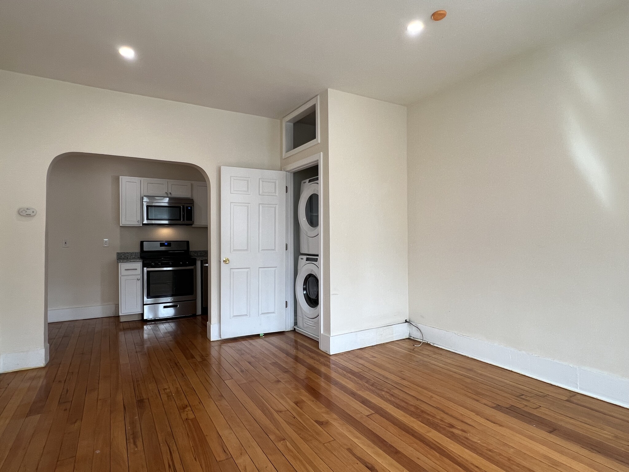 215 Harvard Ave, Brighton