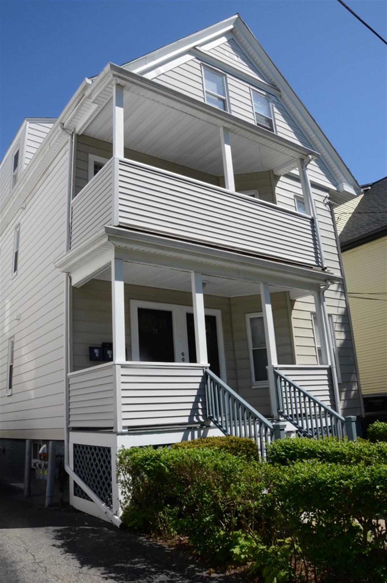 19 Lesley Ave, Davis Square