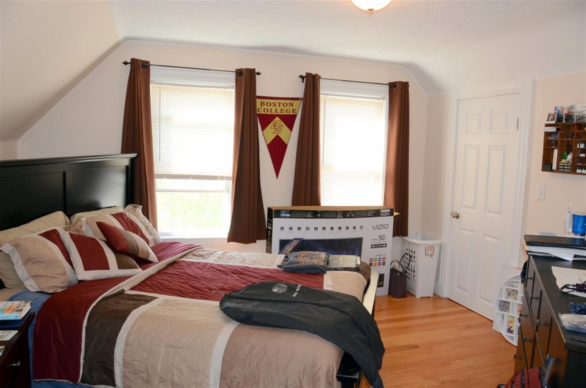 19 Lesley Ave, Davis Square