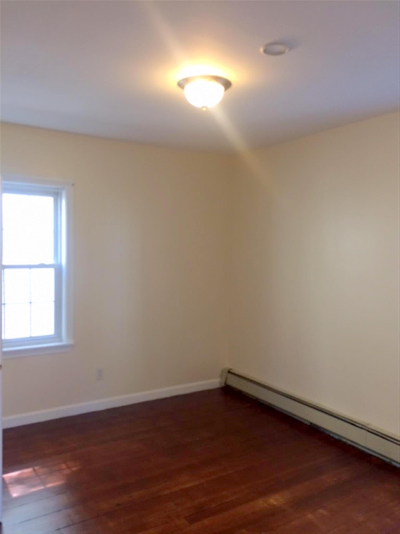 24 Glendale Ave, Davis Square