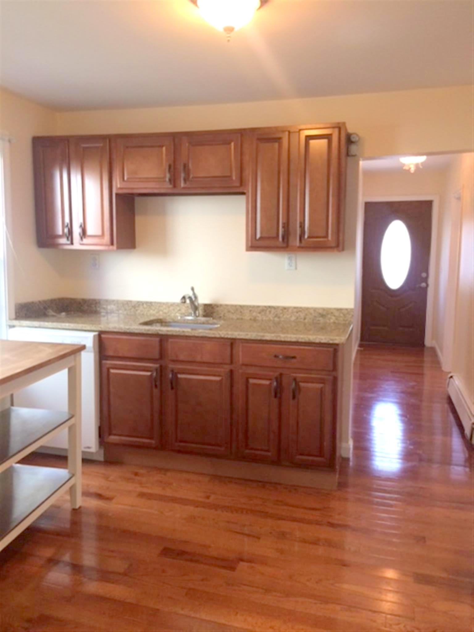 24 Glendale Ave, Davis Square