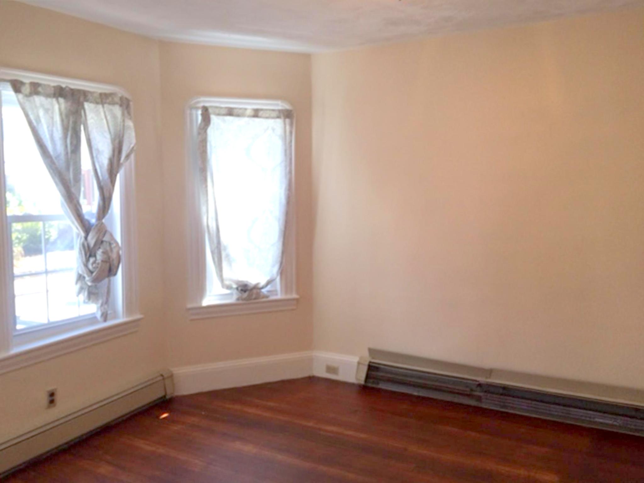 24 Glendale Ave, Davis Square