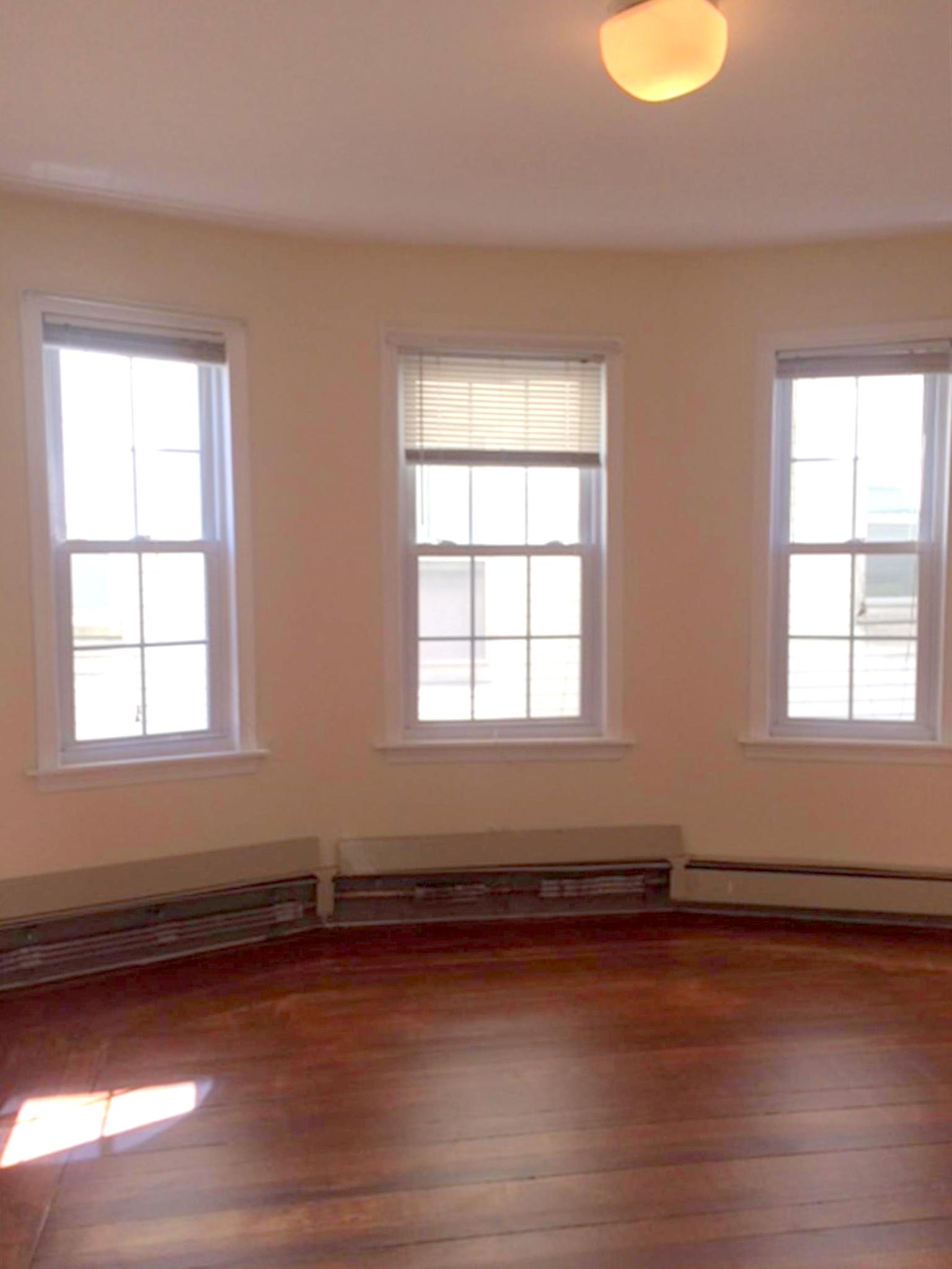 24 Glendale Ave, Davis Square