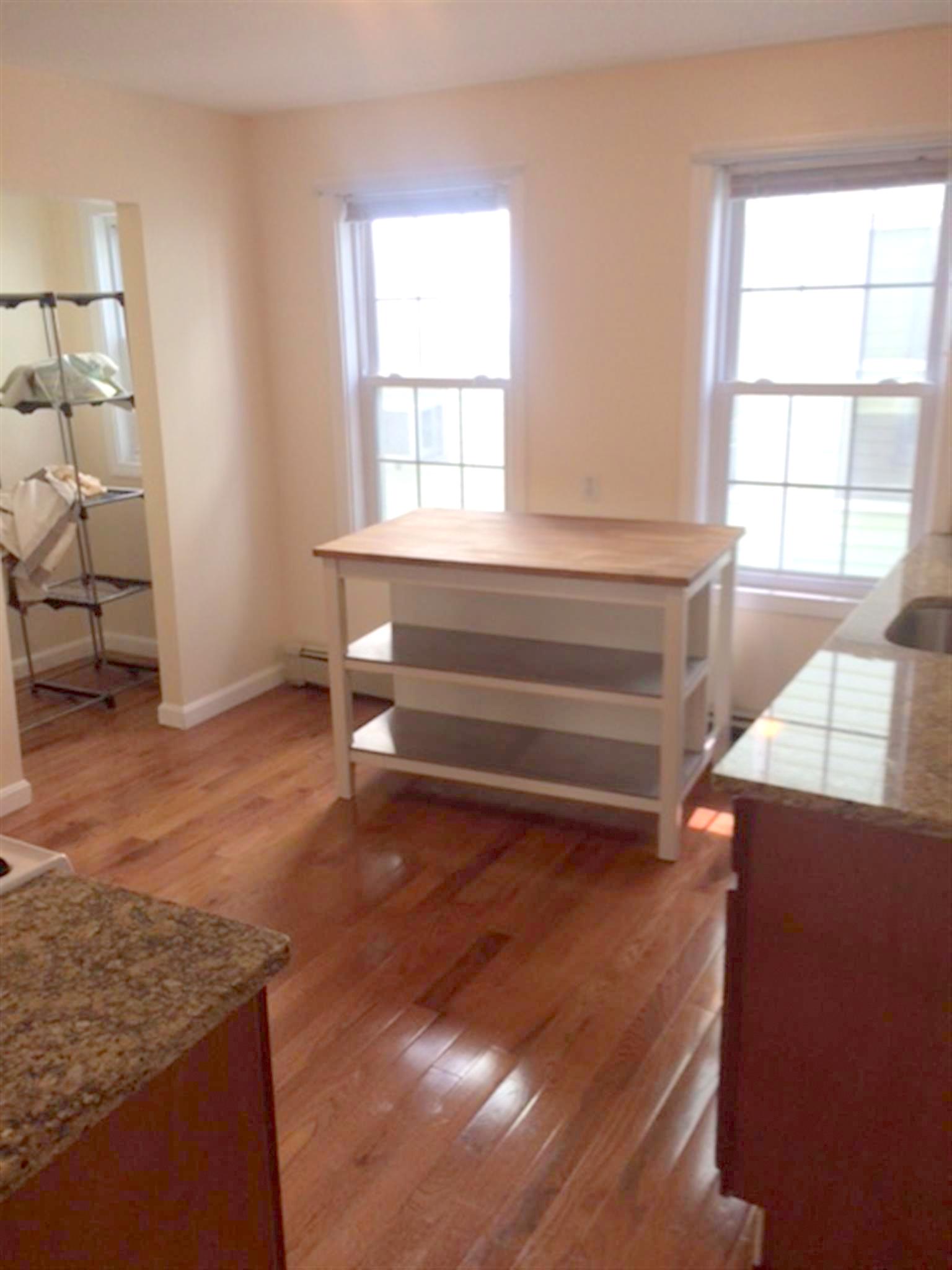 24 Glendale Ave, Davis Square