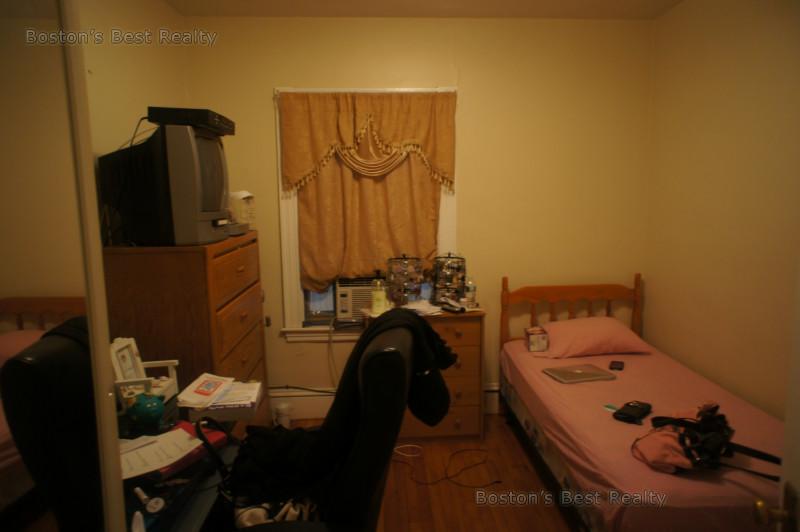 384 Washington St, Brighton