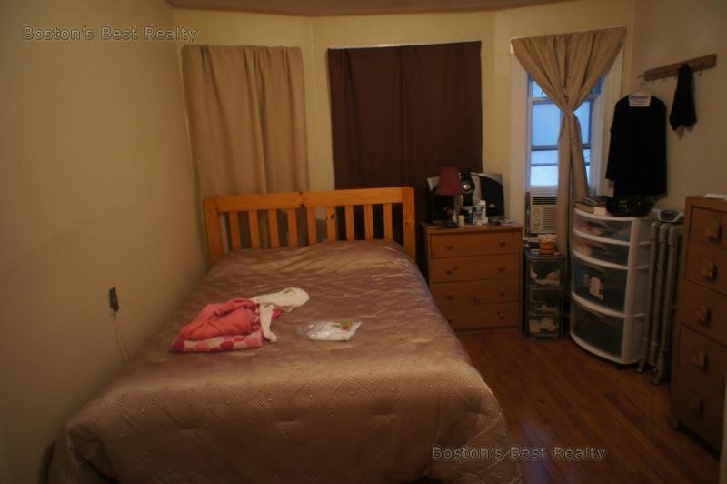 384 Washington St, Brighton