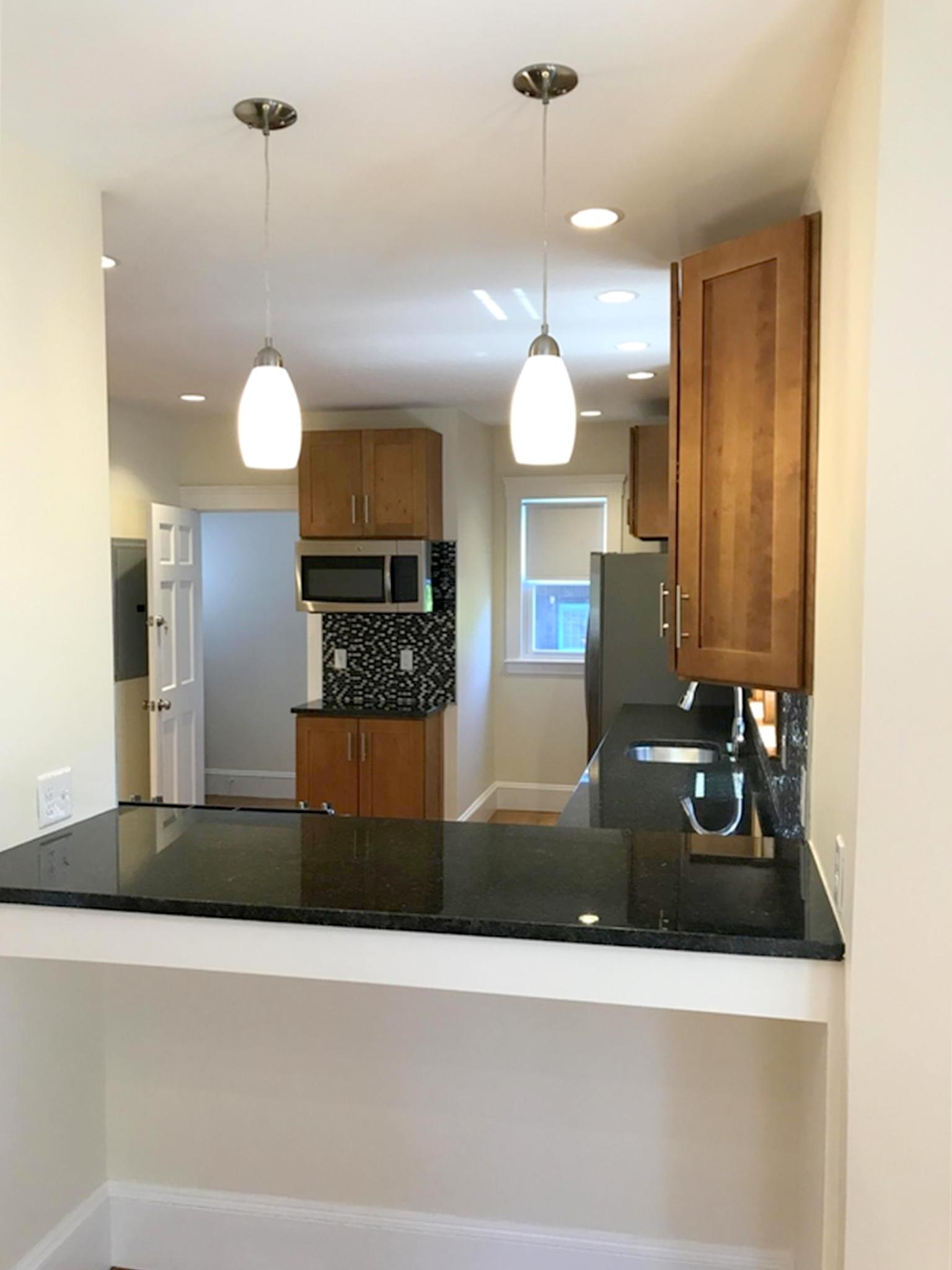 94 Bristol Rd, Medford