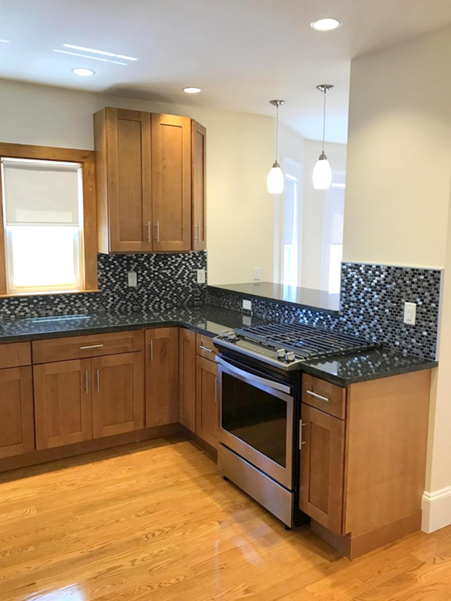 94 Bristol Rd, Medford