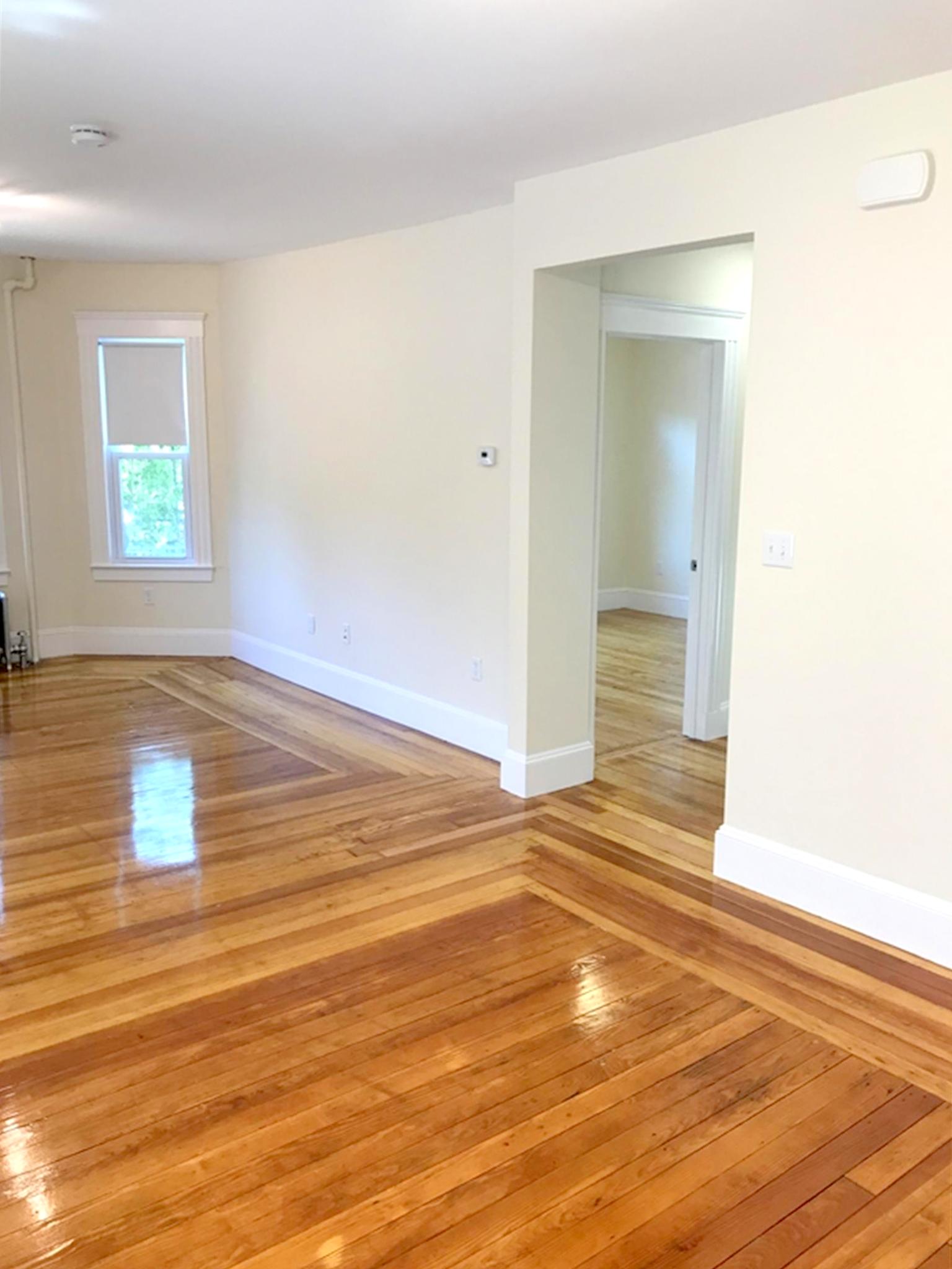 94 Bristol Rd, Medford