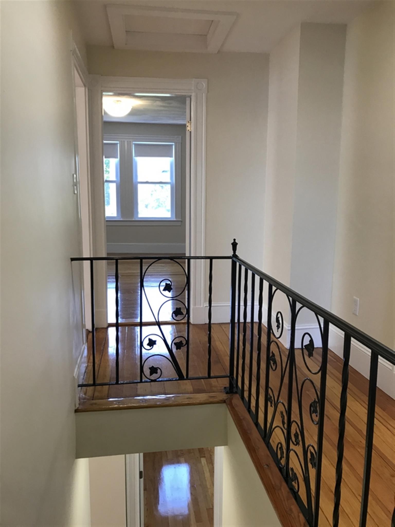 94 Bristol Rd, Medford