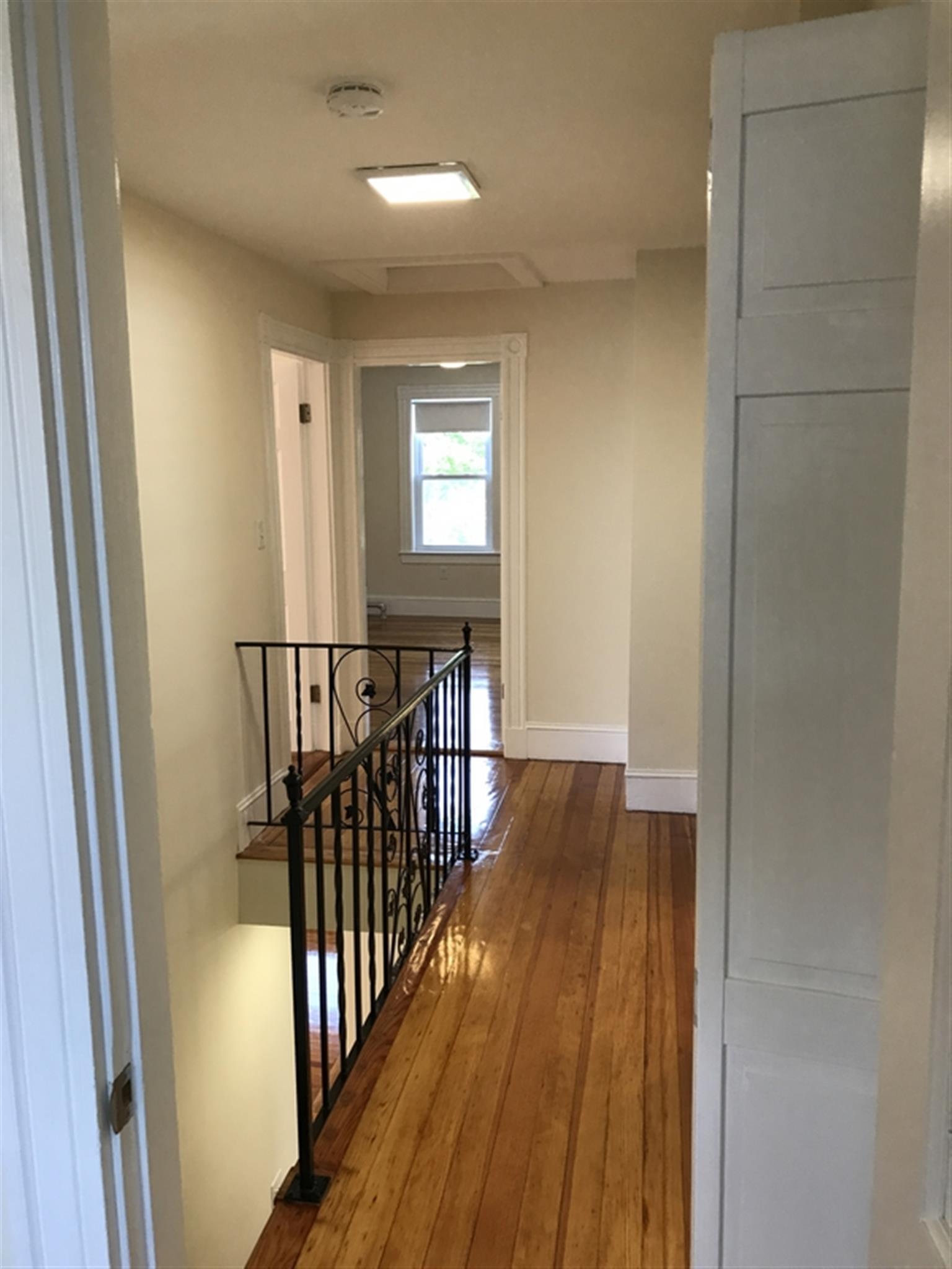 94 Bristol Rd, Medford