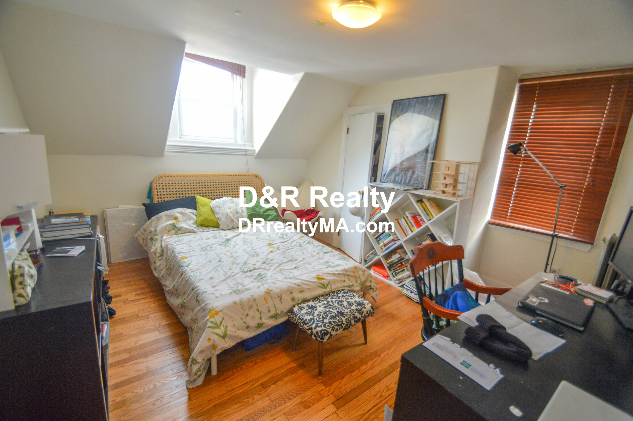 216 Norfolk St, Cambridgeport