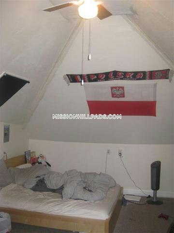 59 Hillside St, Mission Hill