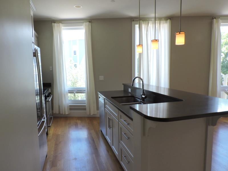 168 Hampshire St, Central Square